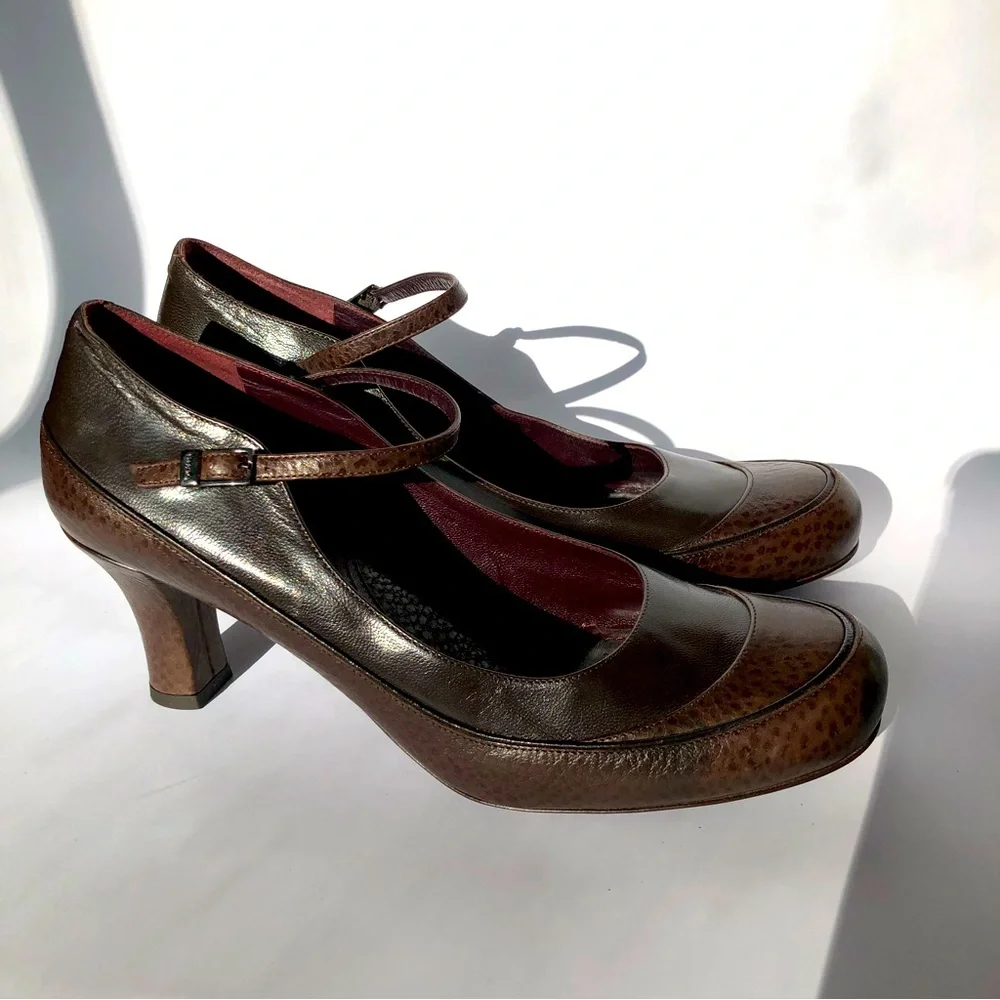 Vintage Via Spiga Made in Italy Leather Mary Jane Pumps Brown 9.5M